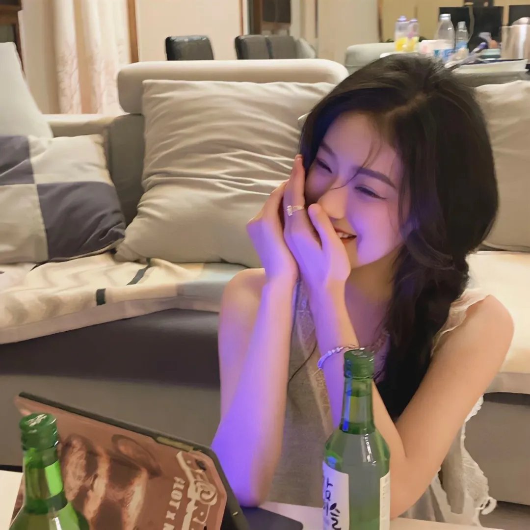 卡罗琳在午夜